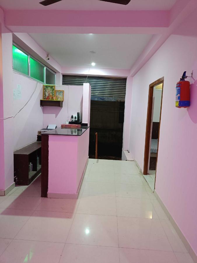 جوراكبور Oyo Pandey Ji Guesthouse المظهر الخارجي الصورة